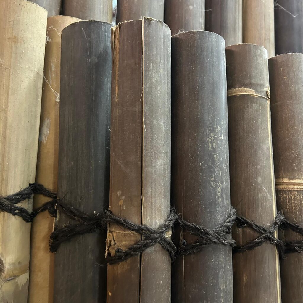 Outlet - Bamboe schutting halfrond - 90 x 200 cm - Donker - Eviro Bamboe